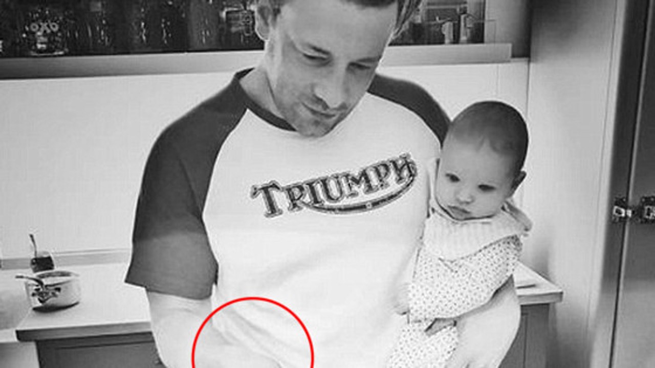 Jamie Oliver : il poste une photo où il cuisine avec son bébé... et s'attire les foudres de ses fans !