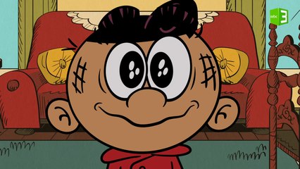 كارل ملتصق بالتلفاز والسبب..