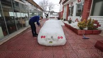 Yerli otomobil TOGG'dan esinlenerek kardan araç yaptı