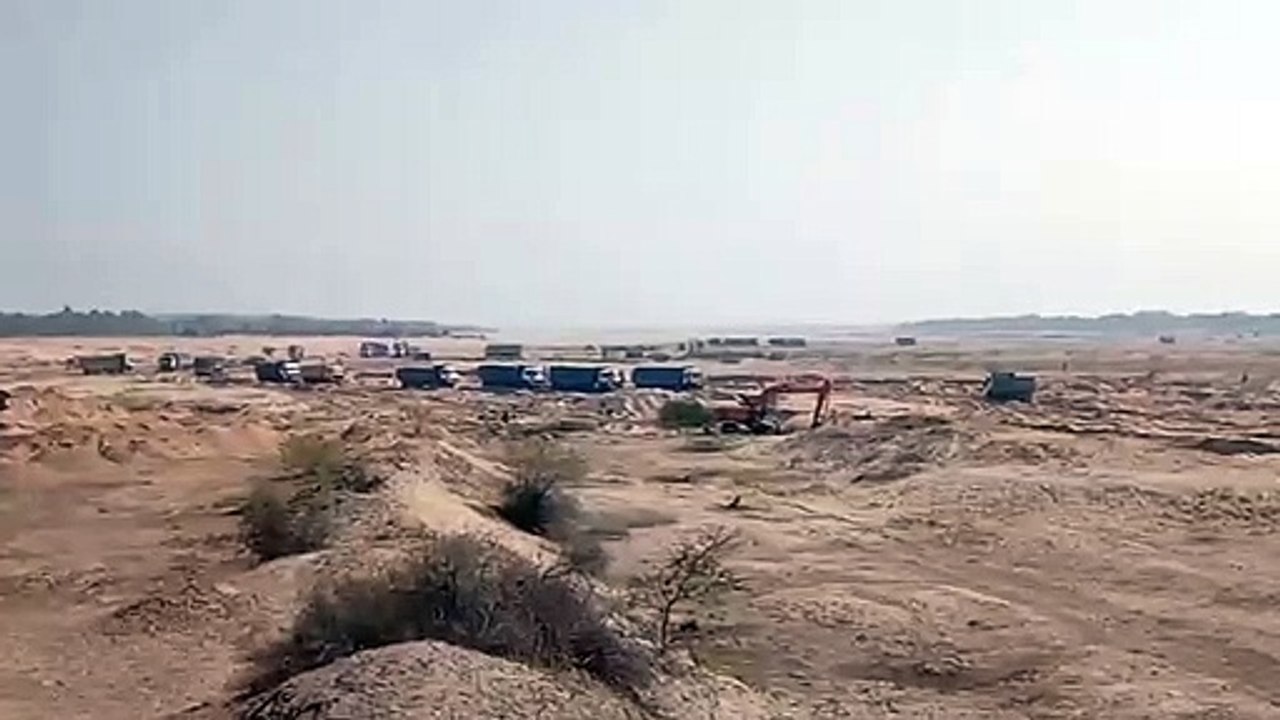 खनन बनास में आवंटित कर दिए पहाड़ व खेत