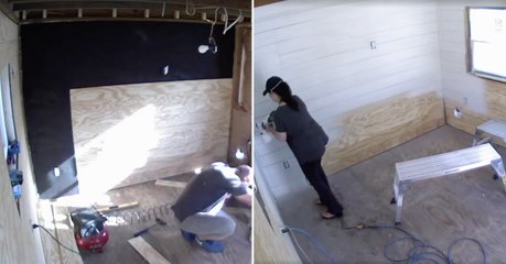 Ce couple décide de construire eux-même une petite maison au bout de leur jardin