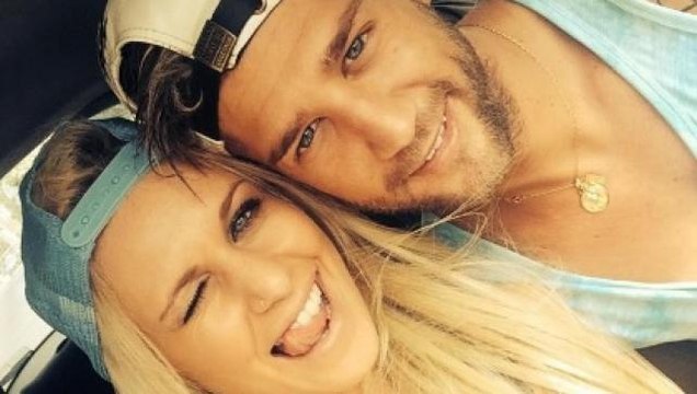 Combien Adixia et Paga gagnent-ils dans les Marseillais ? Paga dévoile son salaire !