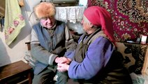 'It can't get any worse': Elderly couple describes life in a bombed-out village in eastern Ukraine