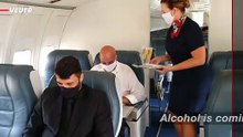 Major Airline Announces it Will Resume Alcohol Sales