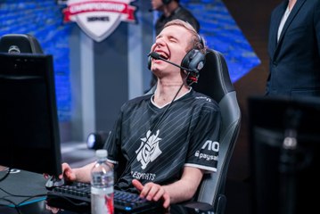 League of Legends : Jankos réalise une action si pétée que l'arbitre se moque de lui en direct !