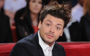 Love Addict: Kev Adams apparaît métamorphosé en homme d'affaire pour son nouveau film