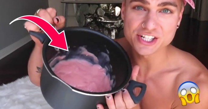 Coloration cheveux : ce youtubeur se colore les cheveux en rose grâce à du soda