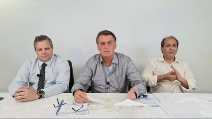 Bolsonaro se refere à nordestinos como ‘pau de arara’ ao falar sobre Padre Cícero em live