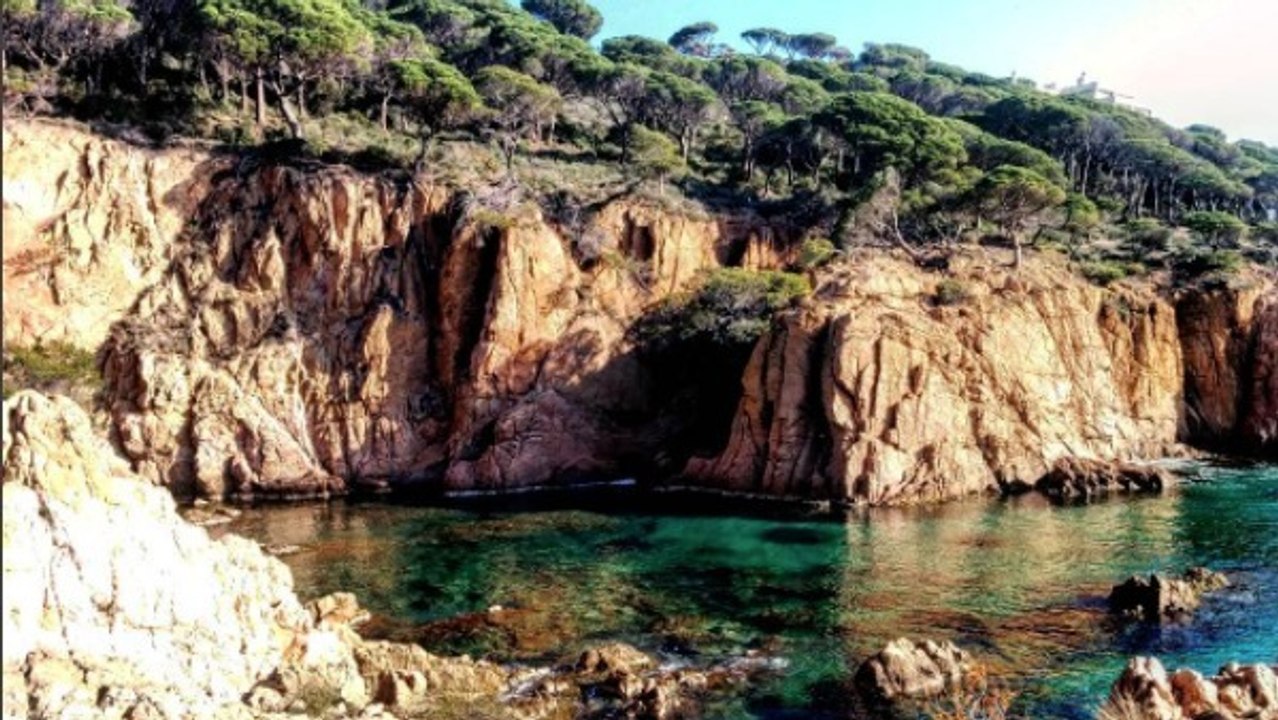 Les 8 plus belles plages et criques à deux pas de Barcelone