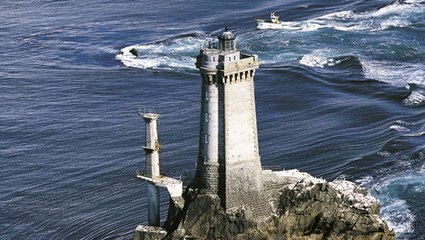 Une liste de 247 sites français interdits à la prise de vue aérienne