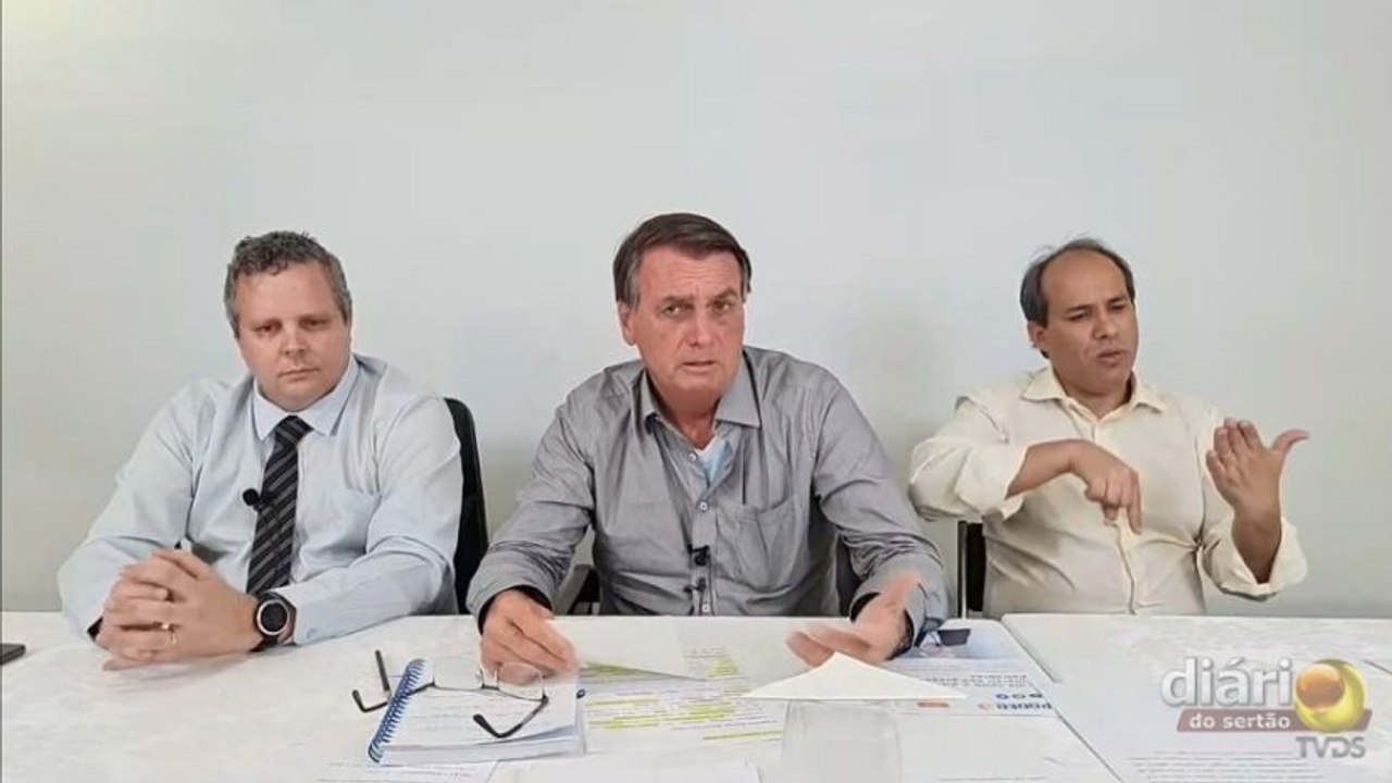 Bolsonaro chama nordestinos de ‘pau de arara’ e demonstra não saber de onde é Padre Cícero