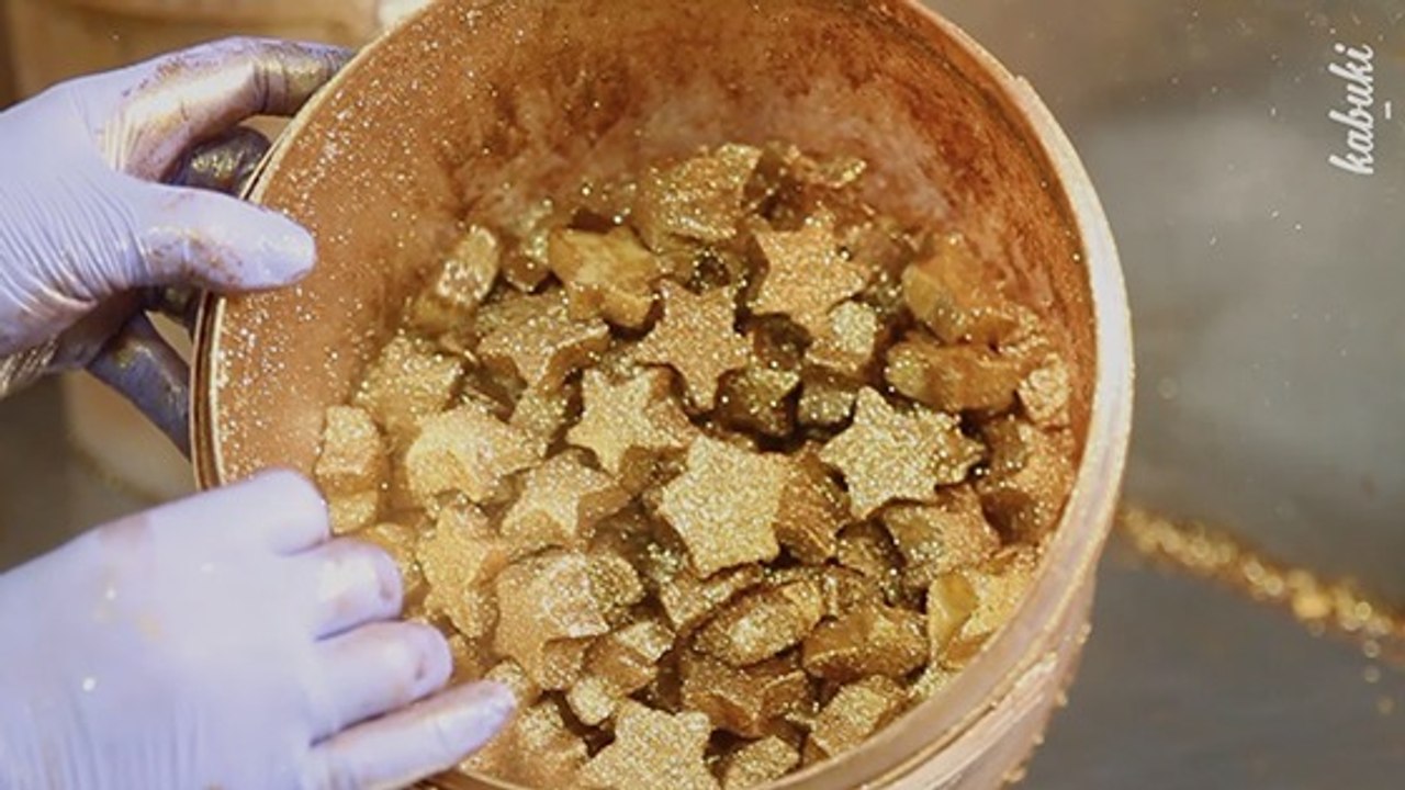 On a visité les usines Lush en période de Noël !