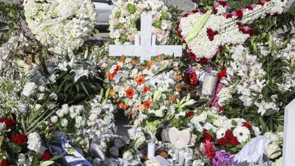 Johnny Hallyday : une plaque polémique retirée de sa tombe