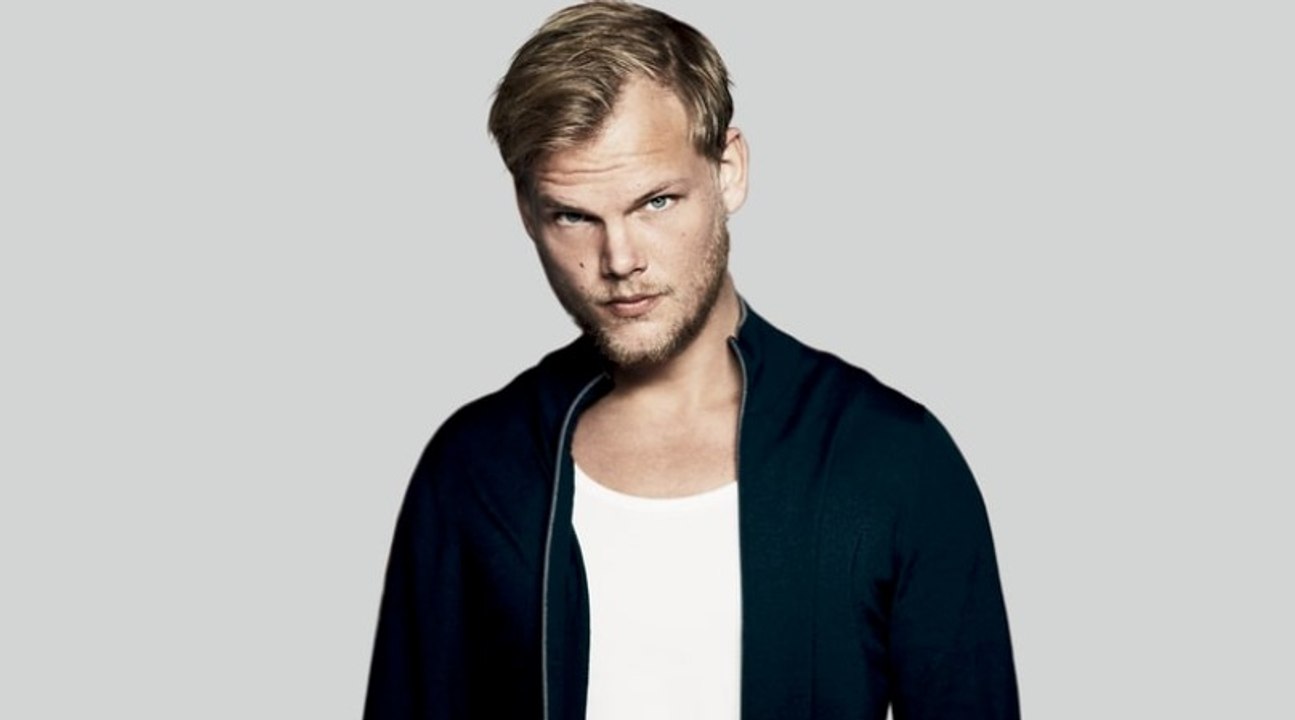 Un ami du DJ Avicii raconte la descente aux enfers qui a précédé sa mort...