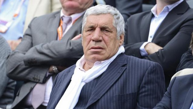 Koh Lanta annulé : Jean-Pierre Castaldi balance sur Candide Renard, complètement barge selon lui