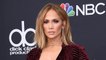 Jennifer Lopez torride en bikini : à 49 ans, la bombe latine est plus canon que jamais