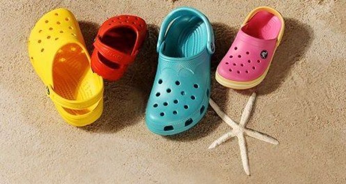 Arrêtez les Bitcoins, les Crocs seraient un meilleur investissement