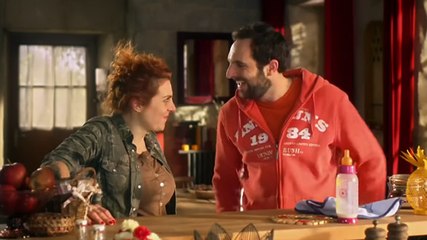 La fille d'Emma et Fabien apparaît enfin dans un épisode de Scènes de Ménages