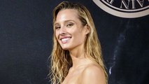 Ilona Smet dévoile ses courbes sur Instagram dans un superbe maillot de bain