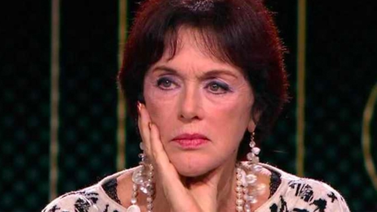 Gilets jaunes : Anny Duperey tacle Emmanuel Macron