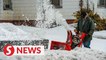 US winter storm leaves hundreds of thousands without power