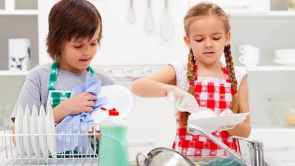 C'est prouvé, les enfants qui participent aux tâches ménagères réussissent mieux dans la vie