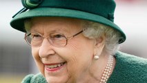 Elizabeth II : ce détail sur sa tenue qui étonne les fans ! (Vidéo)
