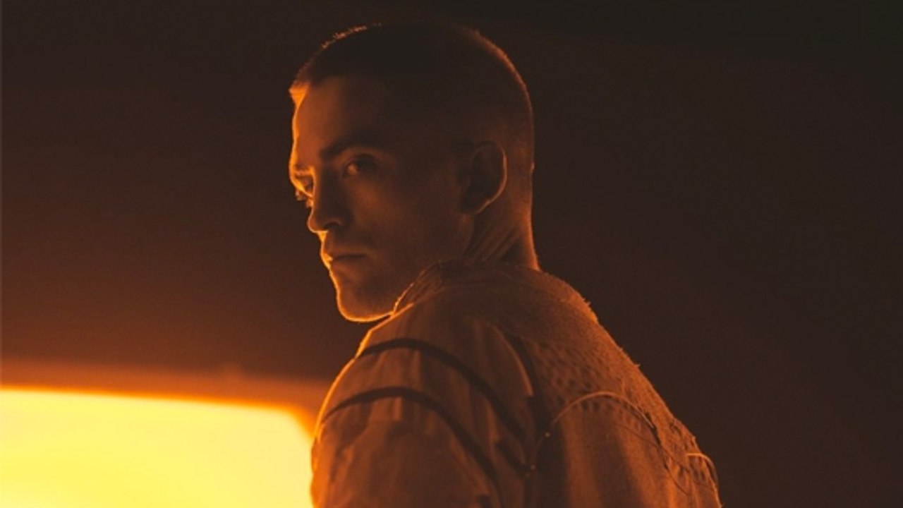 Robert Pattinson : l'acteur se lance dans la musique, découvrez son clip !
