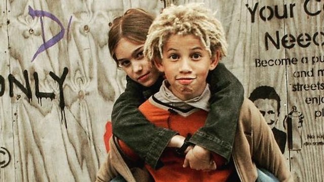 Les acteurs de Moi César, 10 ans ½, 1m39 rendent hommage à Mabô Kouyaté, décédé à 29 ans