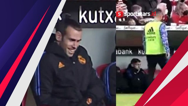 Gareth Bale Tertangkap Kamera Tertawakan Eden Hazard dari Bangku Cadangan