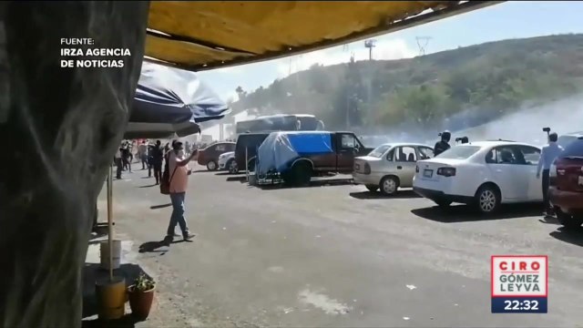 17 guardias y 20 policías estatales heridos tras enfrentamiento con Normalistas
