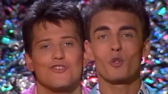 Arnaque, trahison : les deux chanteurs du groupe Début de soirée se déchirent