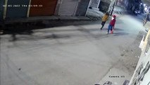 वीडियो - लाख रुपए चुराने के बाद जश्न मनाया चोरों ने