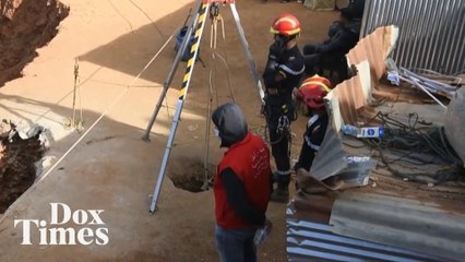 Tim Berusaha Menyelamatkan Bocah 5 Tahun yang Jatuh ke Dalam Sumur di Maroko Utara