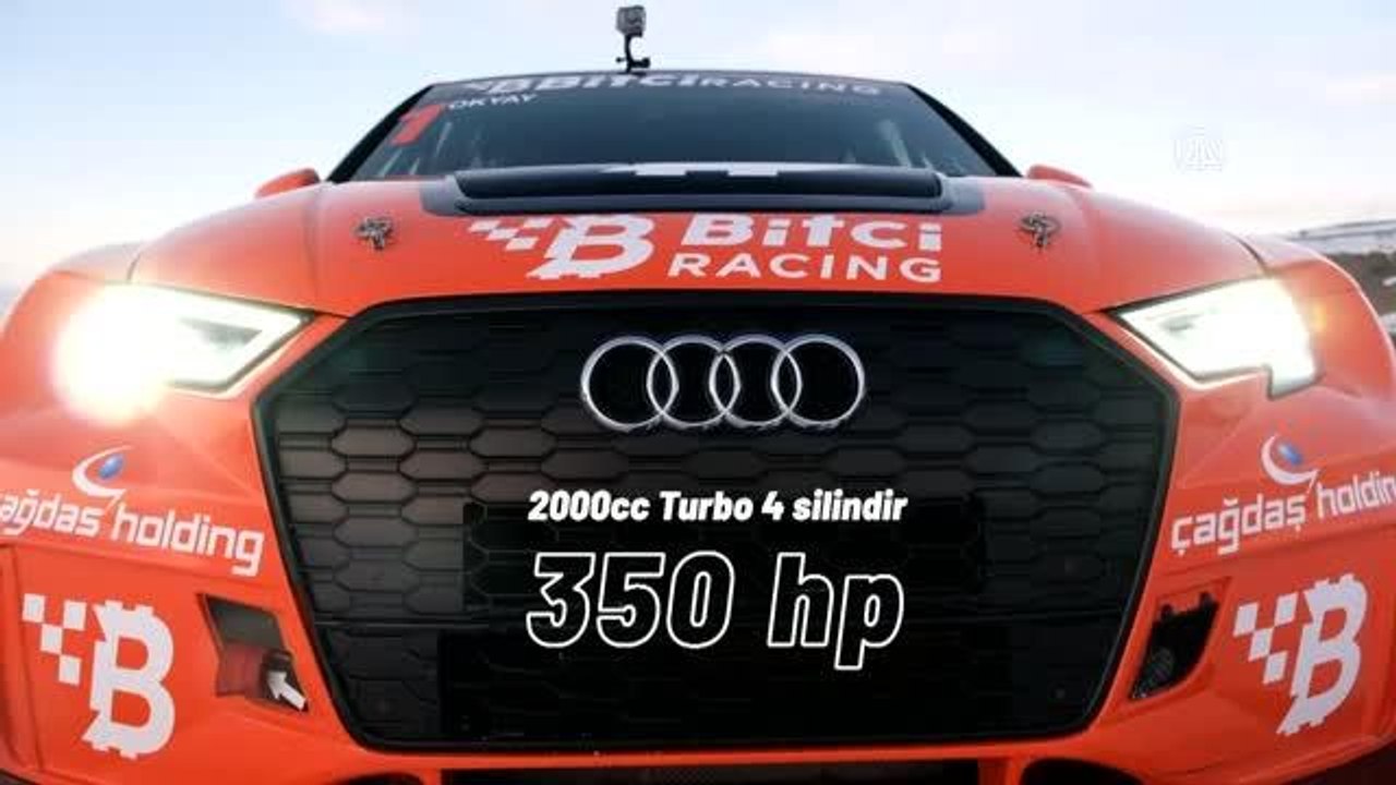 Çıldır Gölü'nde şampiyonluk kazandıran araçlar ile atlı kızaklar yarıştı