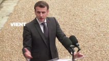 Emmanuel Macron se met en scène dans une campagne sanitaire et devient la risée de la Toile