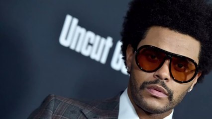 The Weeknd méconnaissable,  le chanteur apparaît le visage déformé