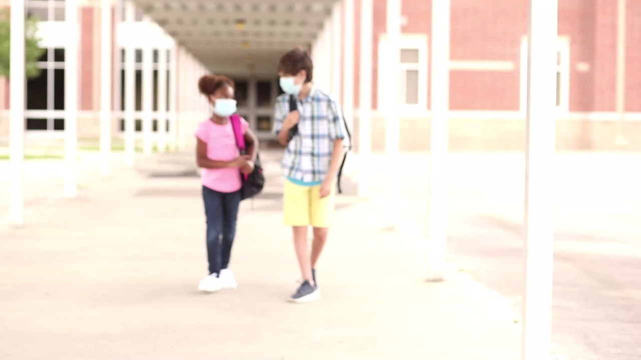 Cette vidéo impressionnante montre l'efficacité des masques de protection