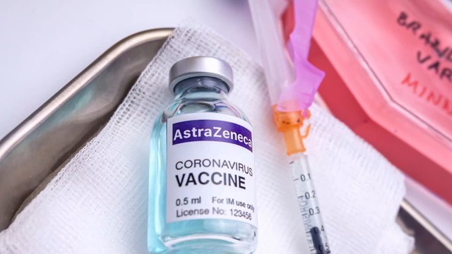 Vaccin AstraZeneca : l'agence du médicament confirme le risque de thrombose rare