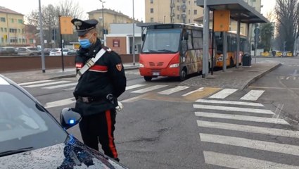 Mantova - Palpeggia ragazzine sul bus: arrestato trentenne extracomunitario (05.02.22)