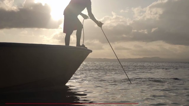Insolite : à seulement 7 ans, il sauve son père et sa sœur de la noyade