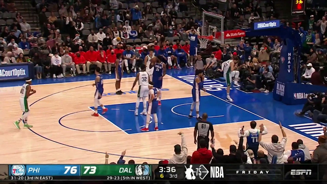 Highlights: Mavs drehen Partie gegen 76ers