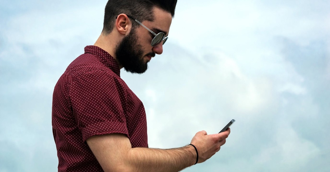 Texting Women With This One Thing In Mind Increases Your Chances Of Getting A Reply By 68%