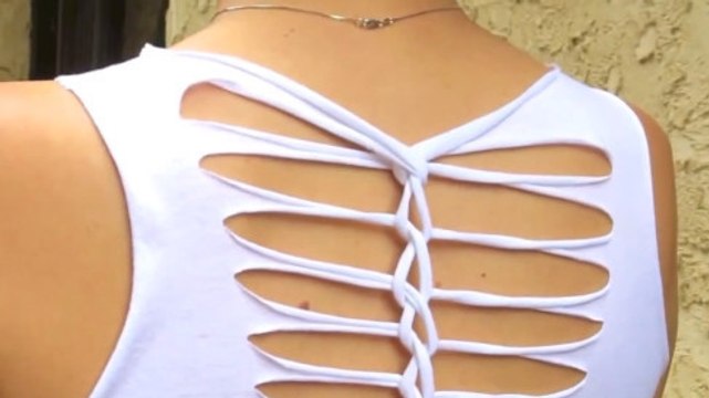 Introducing A New Easy Design For Your Boring Old White T-Shirts