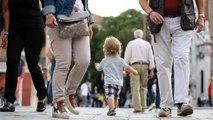 Here's The Police-Advised Technique To Keep Your Child Safe In Large Crowds