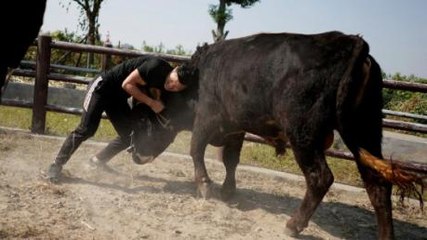 This Chinese Fighter Has A Very Unusual Training Method