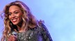 Beyoncé Wows With A Plunging Neckline