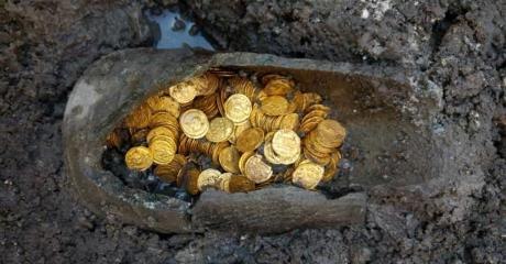 They Made An Priceless Discovery While Digging Underneath This Ancient Theatre