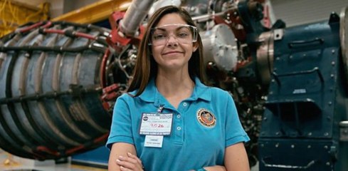 Meet Alyssa: The 17-Year-Old Willing To Leave Everything Behind To Be The First On Mars