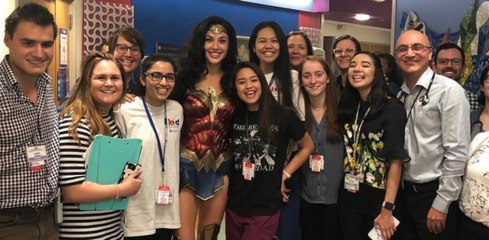 This Children's Hospital Was Treated To A Surprise Visit From Gal Gadot Dressed As Wonder Woman
